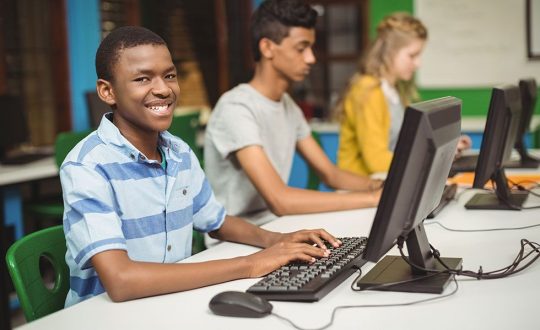 noticia-estudiantes-colombia