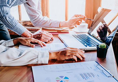 es-experiencia-cloud-control-in-motion