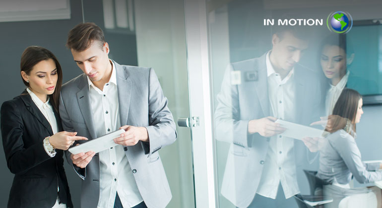 blog-software-para-empresas-comprar-o-desarrollar-in-motion-v2